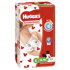 B031 - Huggies Nappy Essential Walker 44x4 Size 5